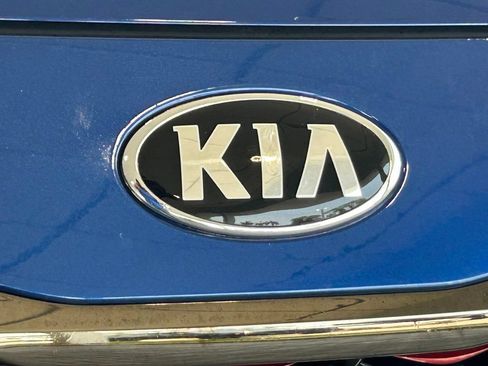 Used 2021 Kia Forte GT FWD image 19