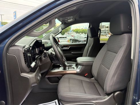 Used 2023 Chevrolet Silverado 1500 RST w/ All Star Edition Plus AWD/4WD image 9