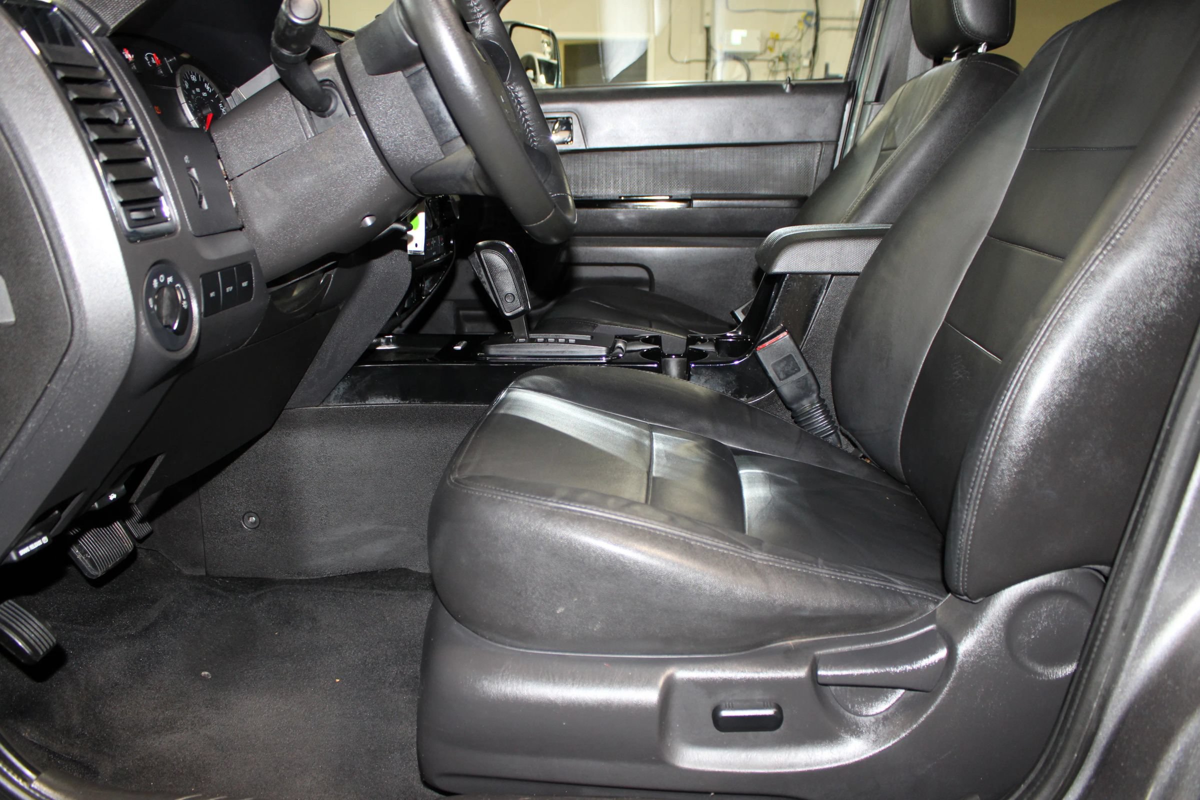 Used 2011 Ford Escape Limited FWD image 24