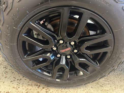 Used 2022 GMC Sierra 1500 Elevation w/ Driver Alert Package I image 33