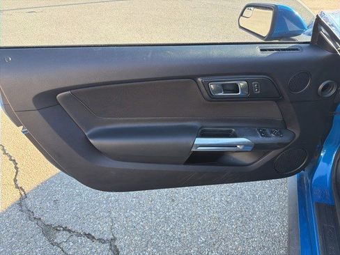 Used 2019 Ford Mustang Coupe w/ Equipment Group 101A image 10