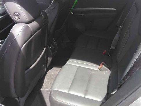 Used 2025 Cadillac XT4 Premium Luxury image 6