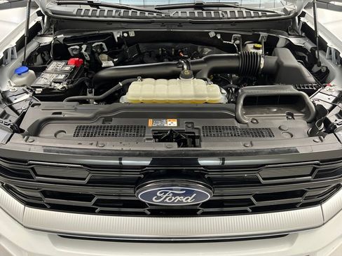 Used 2025 Ford Expedition Platinum image 81