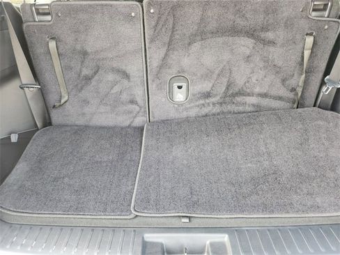 Used 2023 Toyota Highlander XLE image 34