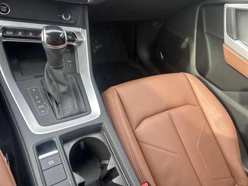 Used 2025 Audi Q3 2.0T Premium w/ Convenience Package image 20