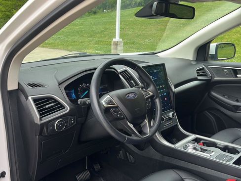 Used 2022 Ford Edge SEL w/ Convenience Package AWD/4WD image 13