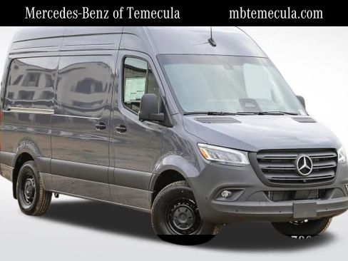 New 2025 Mercedes-Benz Sprinter 2500 image 1
