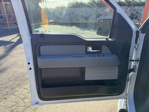 Used 2014 Ford F150 XLT w/ Equipment Group 301A Mid image 12