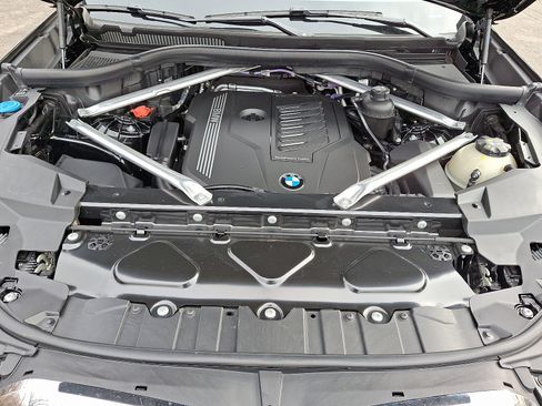 Used 2023 BMW X5 xDrive40i w/ Luxury Seating Package image 26