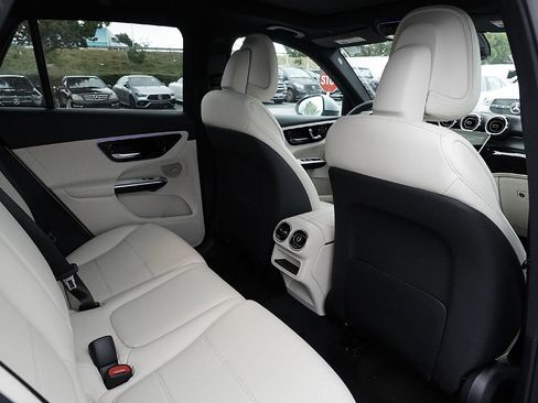 New 2026 Mercedes-Benz GLC 300 image 14