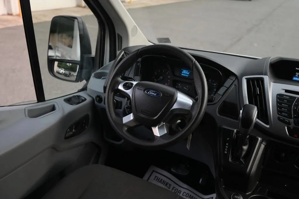 Used 2019 Ford Transit 350 XLT RWD image 36