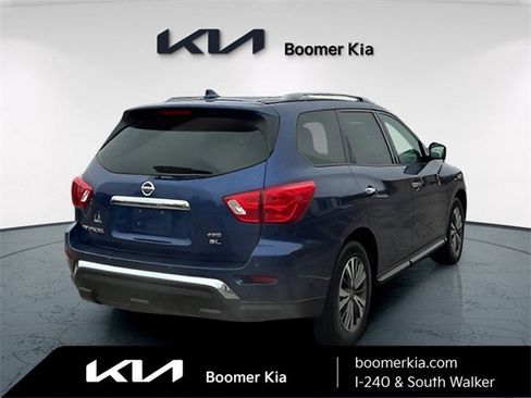 Used 2020 Nissan Pathfinder SL image 5