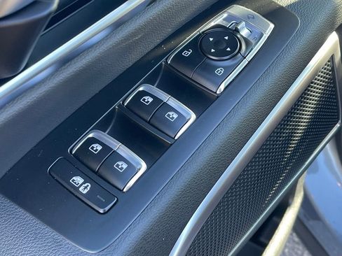 Used 2025 Kia Telluride EX image 18