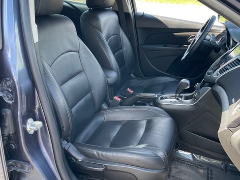 Used 2013 Chevrolet Cruze LT FWD image 23