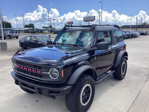 Used 2021 Ford Bronco 2-Door w/ Sasquatch Package AWD/4WD image 3