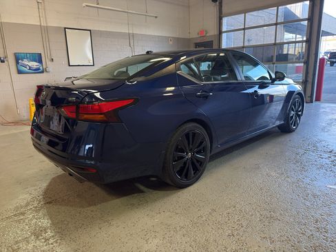 Used 2021 Nissan Altima 2.0 SR FWD image 8