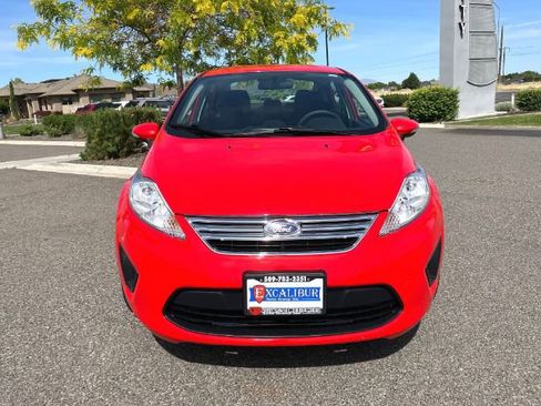 Used 2013 Ford Fiesta SE FWD image 5