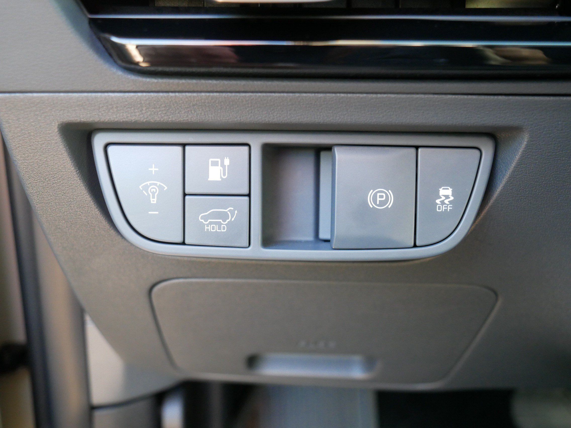 Certified 2023 Kia EV6 Wind w/ Wind Technology Package AWD/4WD image 26