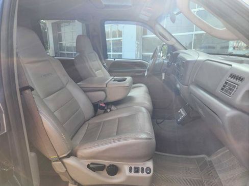 Used 2004 Ford F350 Lariat AWD/4WD image 19