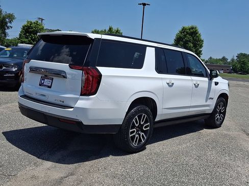 Used 2024 GMC Yukon XL AT4 AWD/4WD image 12