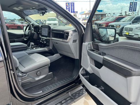 Used 2023 Ford F150 Lightning XLT AWD/4WD image 23