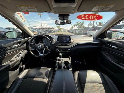 Certified 2022 Nissan Altima 2.5 SR FWD image 15