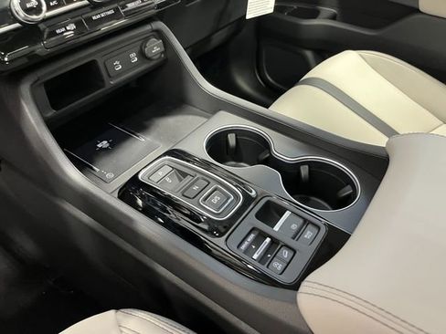 New 2026 Honda Pilot Touring image 16