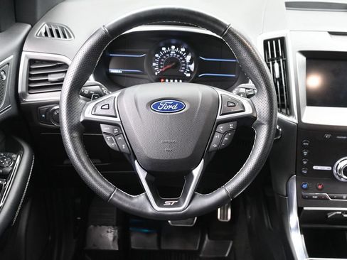 Used 2020 Ford Edge ST w/ Equipment Group 401A AWD/4WD image 14
