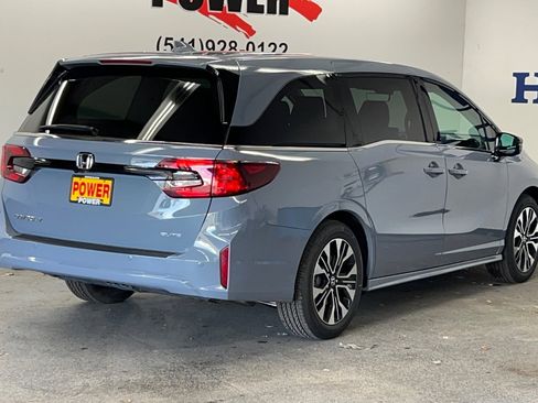 New 2026 Honda Odyssey Elite image 3