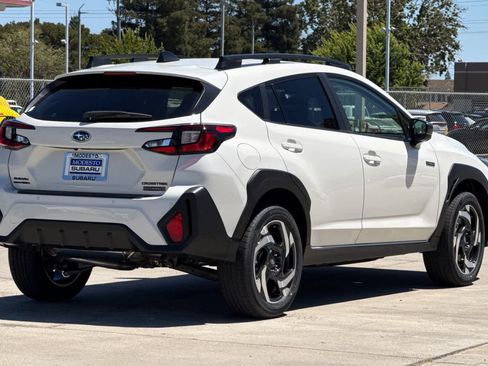 New 2026 Subaru Crosstrek 2.5i Limited w/ Crosstrek Mirror Package AWD/4WD image 3
