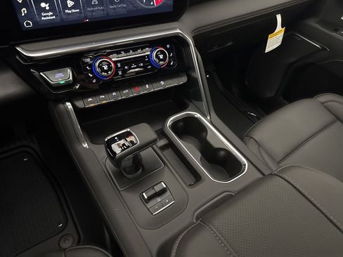 New 2026 GMC Sierra 1500 Denali image 17