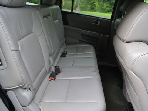 Used 2015 Honda Pilot EX-L image 19