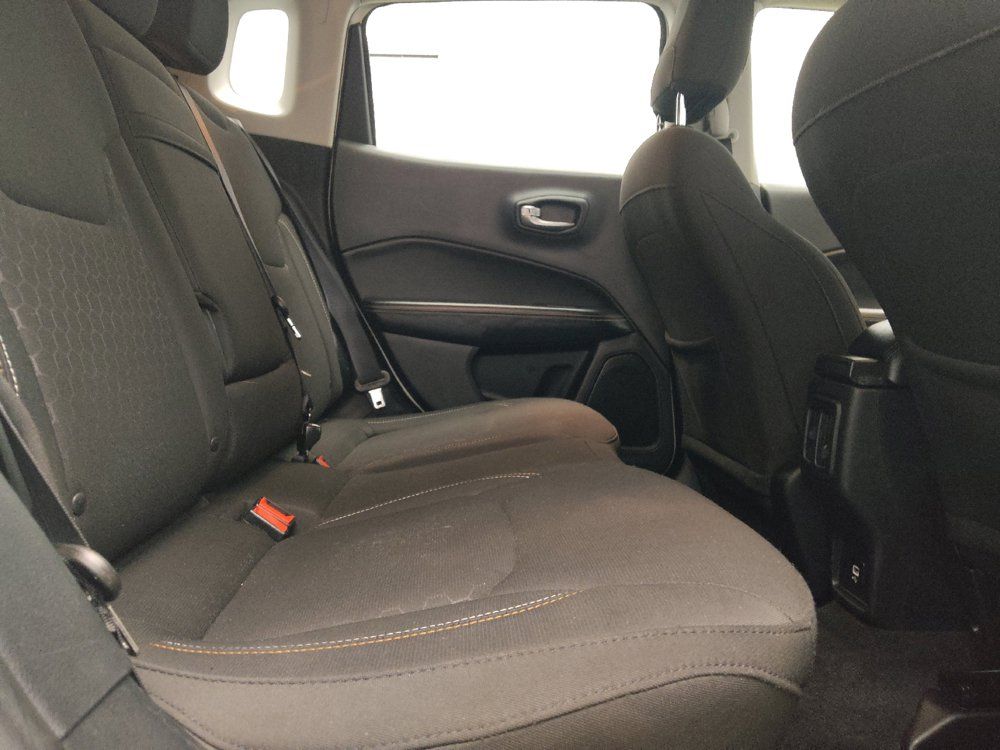 Used 2018 Jeep Compass Sport FWD image 19