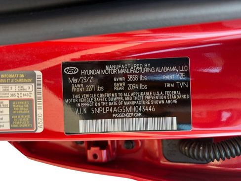 Used 2021 Hyundai Elantra Limited FWD image 35