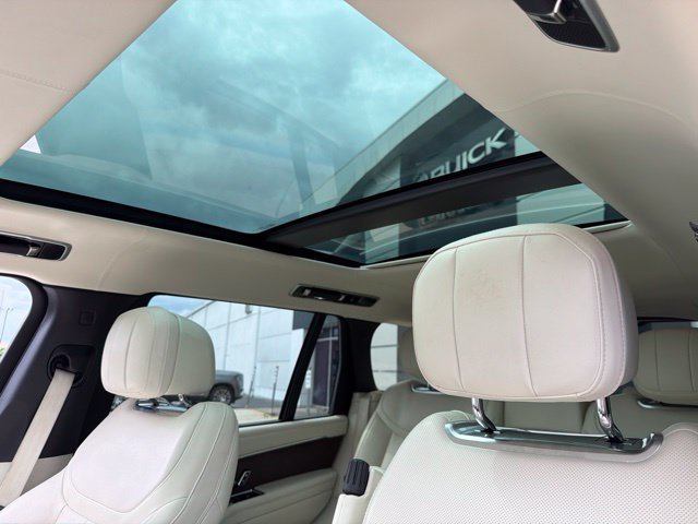 Used 2023 Land Rover Range Rover Long Wheelbase Autobiography AWD/4WD image 27
