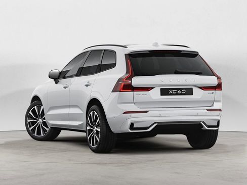 Certified 2023 Volvo XC60 B5 Plus w/ Climate Package AWD/4WD image 5