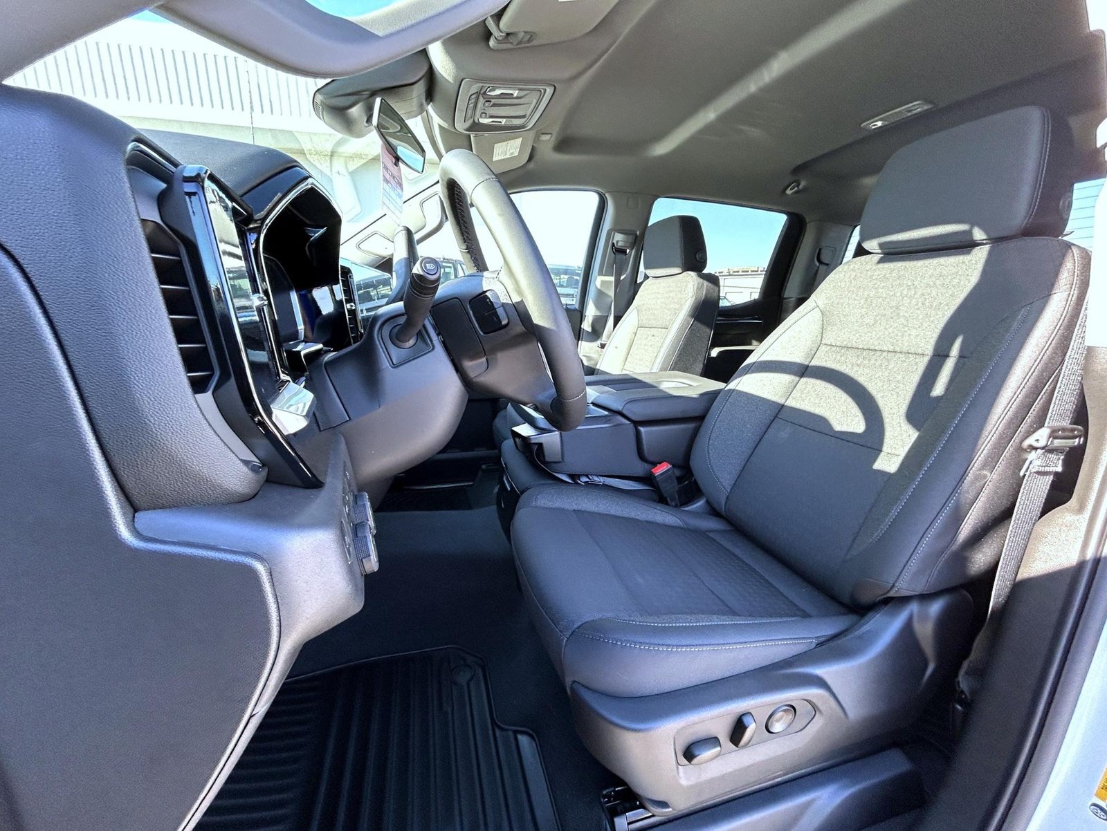 New 2026 Chevrolet Silverado 1500 RST w/ Z71 Off-Road Package AWD/4WD image 10