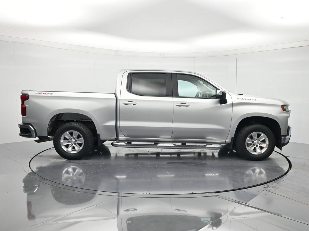 Certified 2021 Chevrolet Silverado 1500 LT AWD/4WD image 4