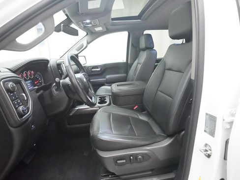 Used 2019 Chevrolet Silverado 1500 LTZ AWD/4WD image 7