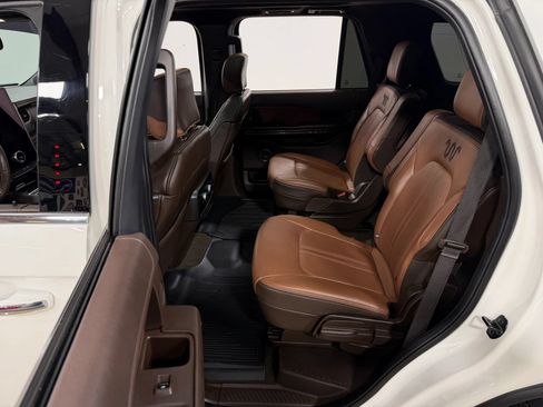Used 2023 Ford Expedition King Ranch AWD/4WD image 15