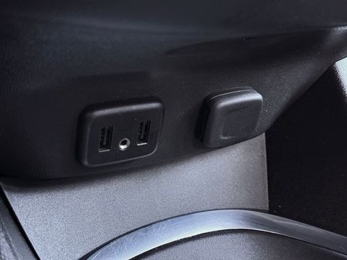 Used 2017 Chevrolet Malibu LT w/ Leather Package image 35