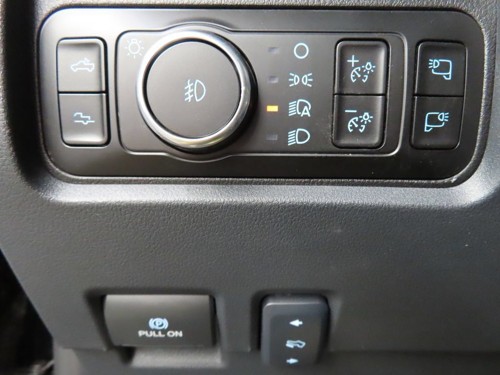 Used 2026 Ford F250 Platinum AWD/4WD image 65
