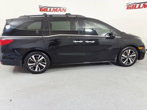 Used 2019 Honda Odyssey Elite image 3