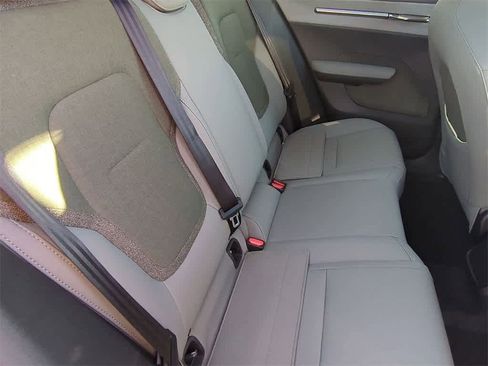 New 2025 Volvo EX30 Plus w/ Protection Package Premier image 19
