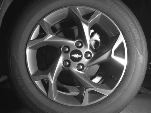 Used 2025 Chevrolet Trax LT w/ LT Convenience Package image 14