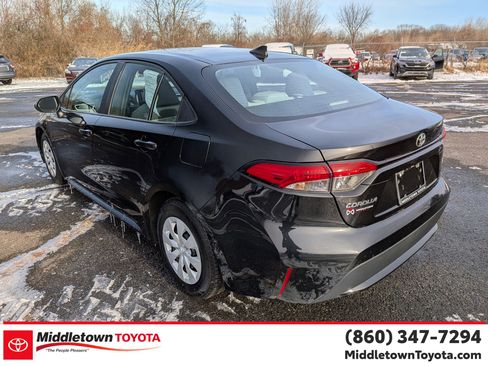 Certified 2022 Toyota Corolla L image 5