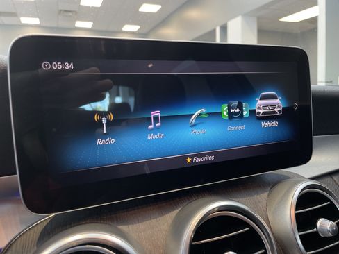 Used 2020 Mercedes-Benz C 300 Sedan image 25