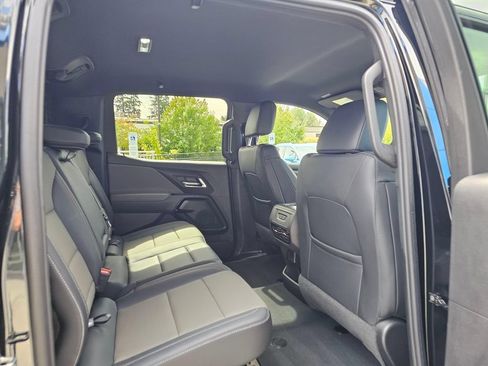 Used 2026 Chevrolet Silverado EV Trail Boss AWD/4WD image 14