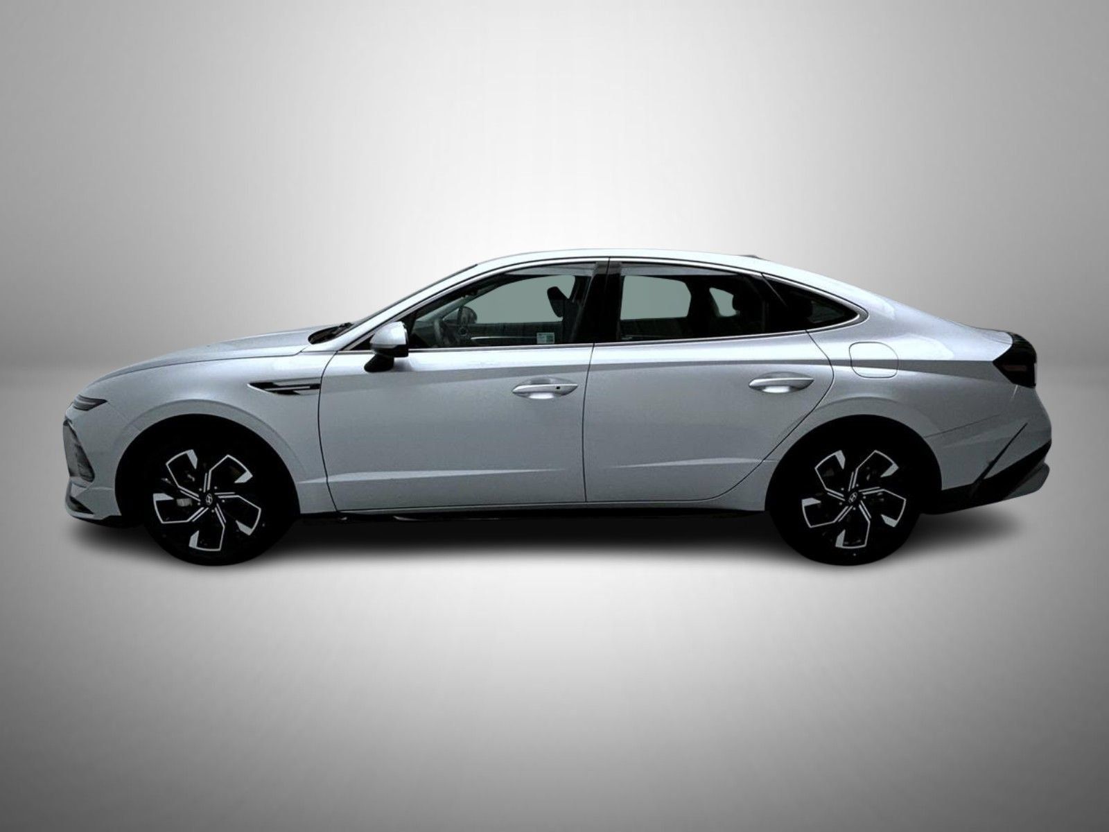 Used 2025 Hyundai Sonata SEL FWD image 8