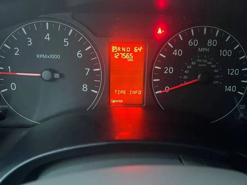 Used 2019 Nissan NV 3500 S image 28